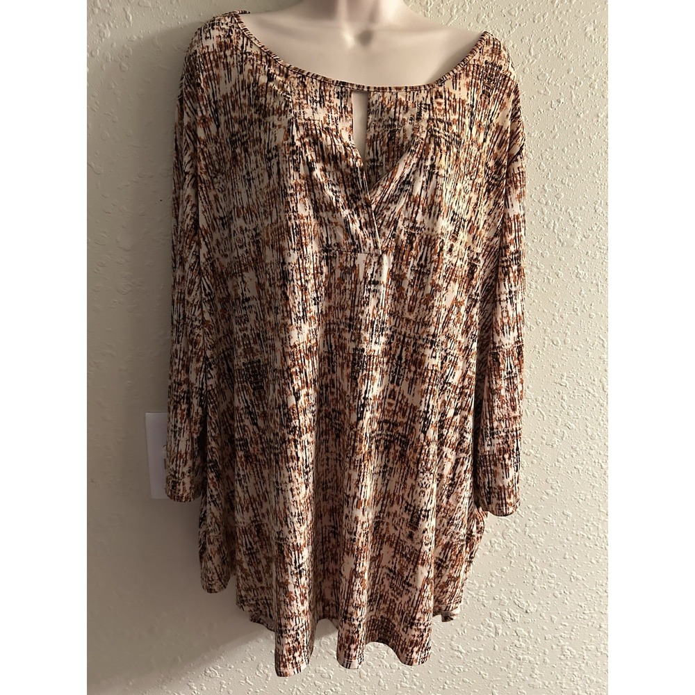 New Size 26/28W Cato Multi Peep Chest Top #74*13
